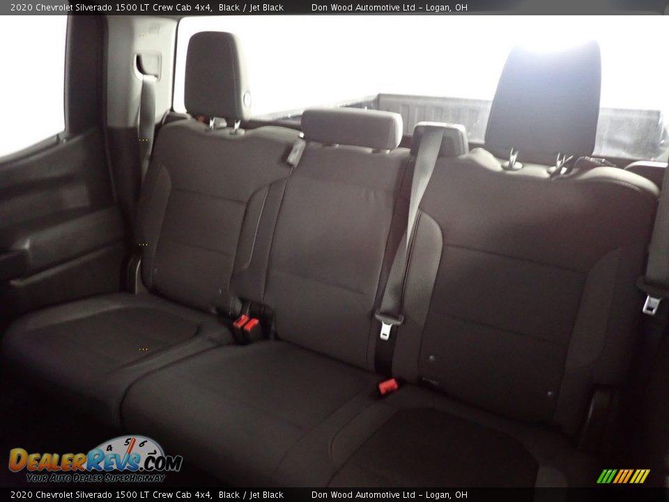 2020 Chevrolet Silverado 1500 LT Crew Cab 4x4 Black / Jet Black Photo #23