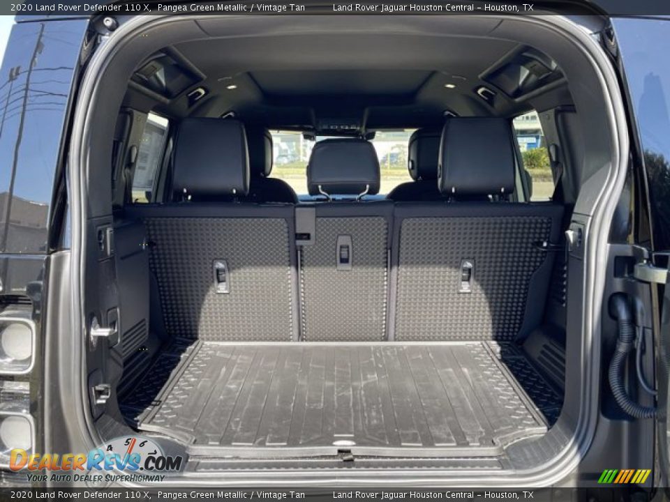2020 Land Rover Defender 110 X Trunk Photo #32
