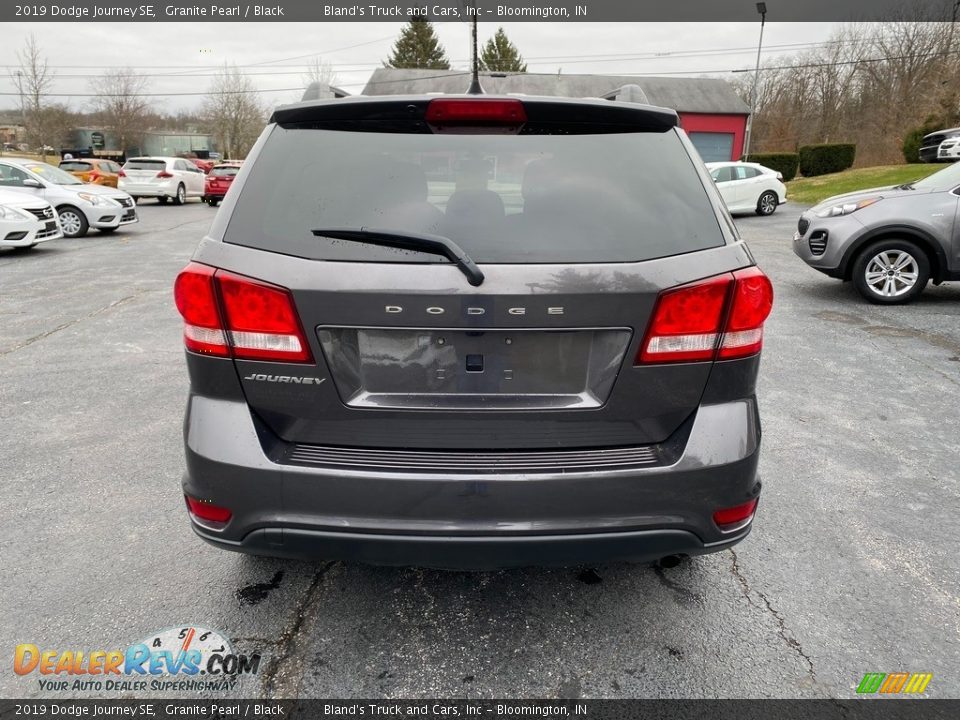 2019 Dodge Journey SE Granite Pearl / Black Photo #7