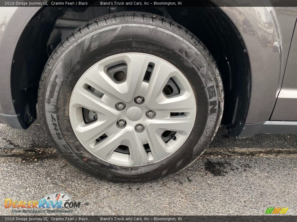 2019 Dodge Journey SE Granite Pearl / Black Photo #29