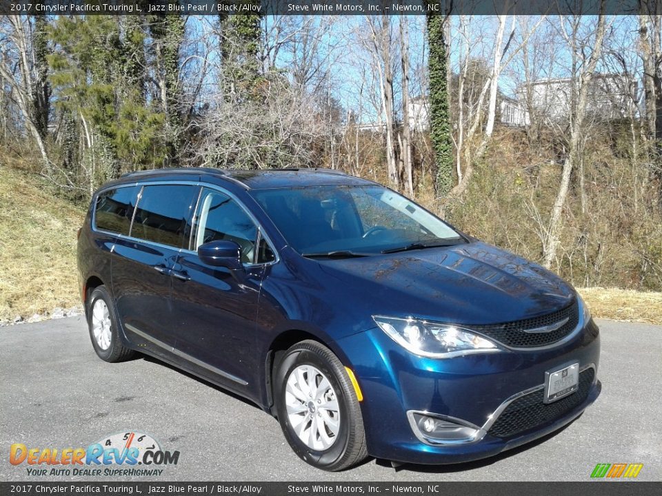 2017 Chrysler Pacifica Touring L Jazz Blue Pearl / Black/Alloy Photo #4