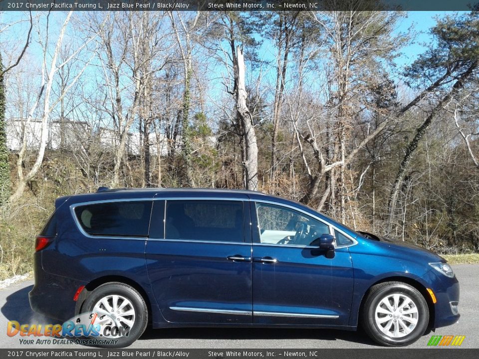 2017 Chrysler Pacifica Touring L Jazz Blue Pearl / Black/Alloy Photo #5