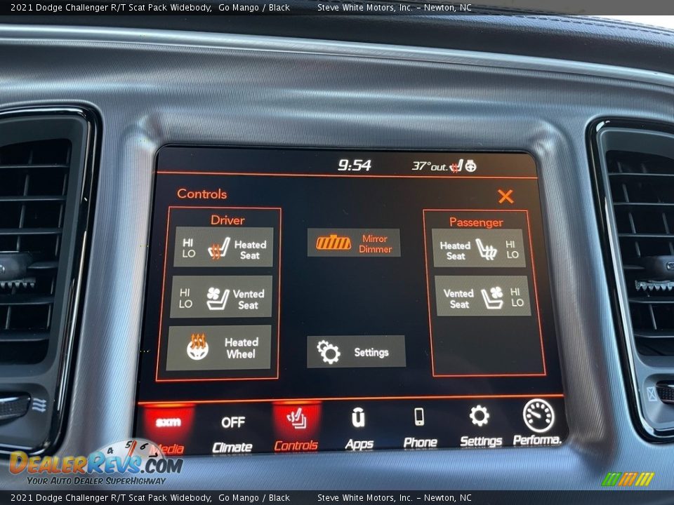 Controls of 2021 Dodge Challenger R/T Scat Pack Widebody Photo #20