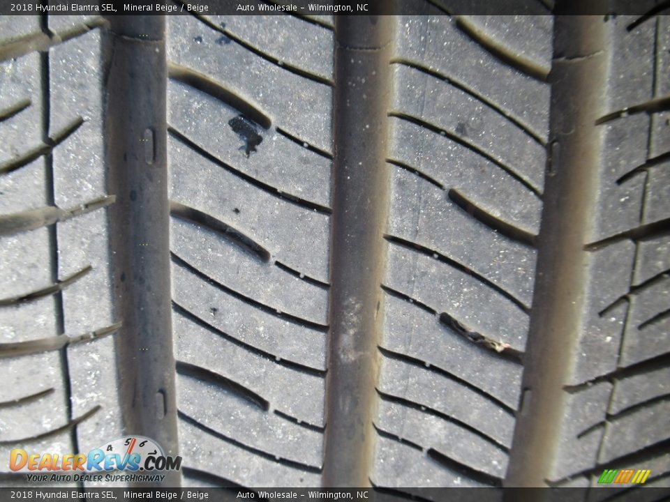 2018 Hyundai Elantra SEL Mineral Beige / Beige Photo #9