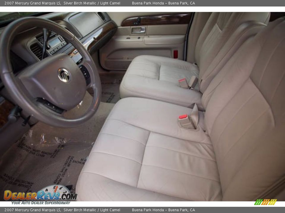 Front Seat of 2007 Mercury Grand Marquis LS Photo #3