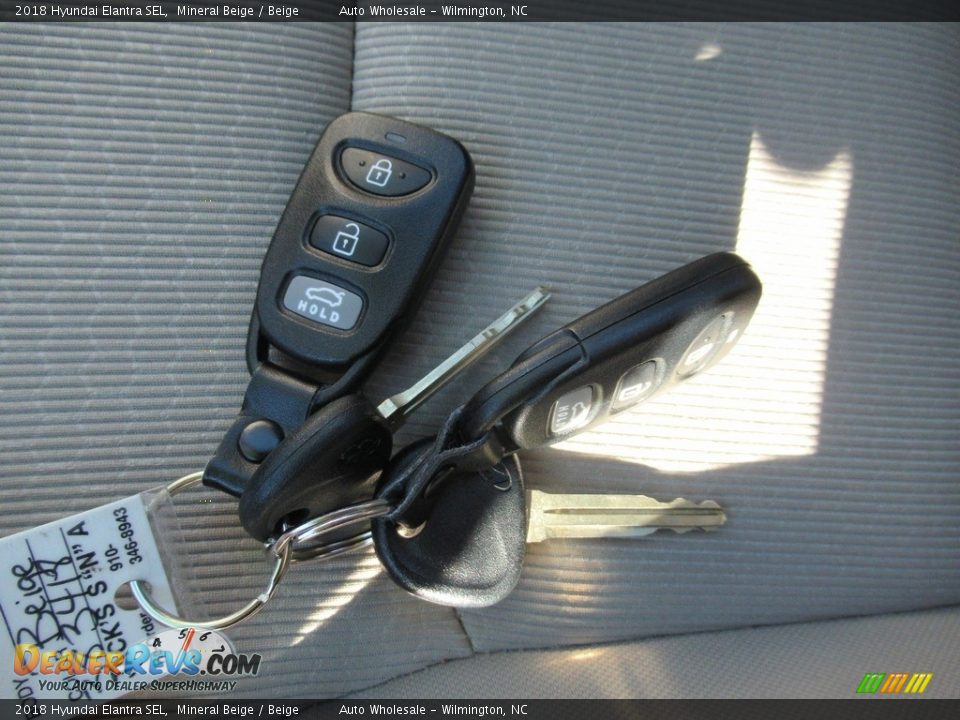 2018 Hyundai Elantra SEL Mineral Beige / Beige Photo #20