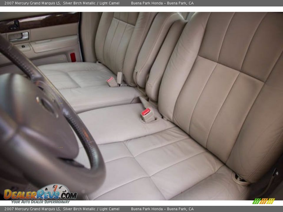 Front Seat of 2007 Mercury Grand Marquis LS Photo #16