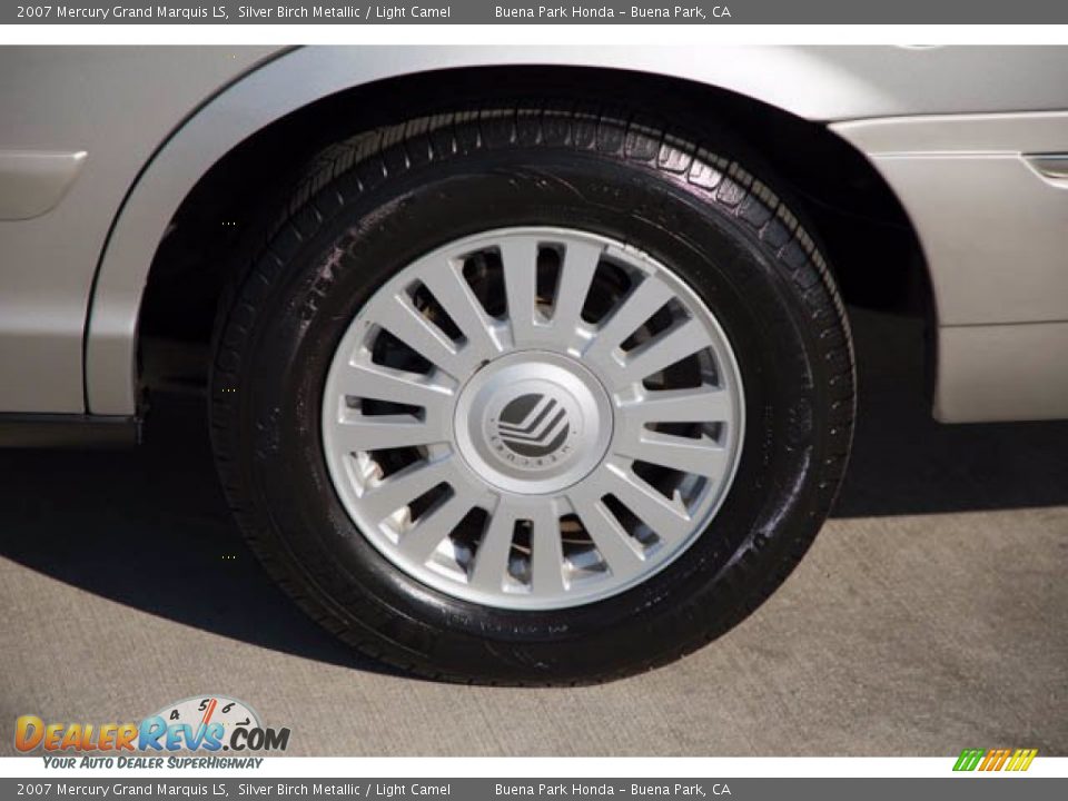 2007 Mercury Grand Marquis LS Wheel Photo #31