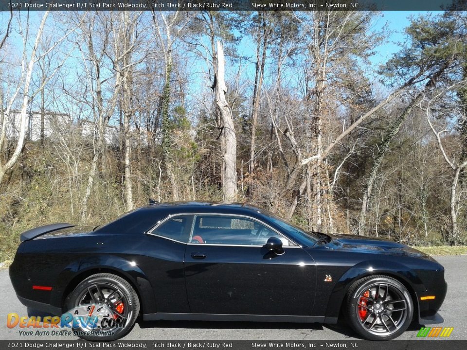 2021 Dodge Challenger R/T Scat Pack Widebody Pitch Black / Black/Ruby Red Photo #5