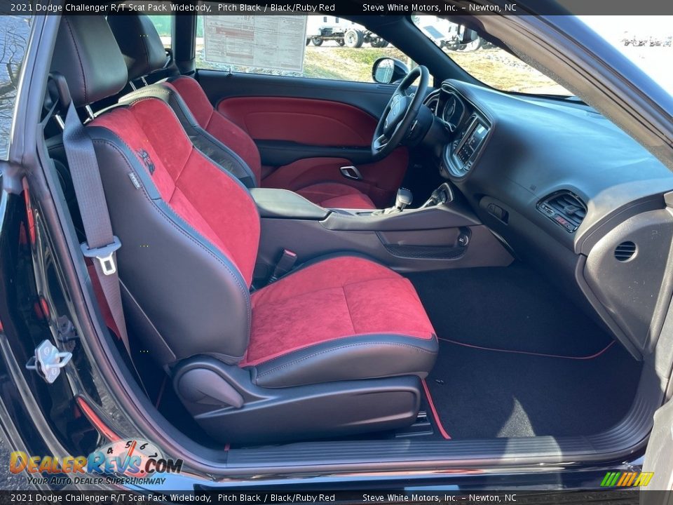 Front Seat of 2021 Dodge Challenger R/T Scat Pack Widebody Photo #15