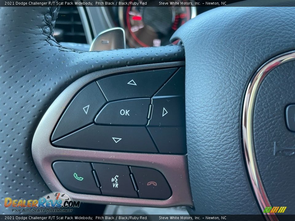 2021 Dodge Challenger R/T Scat Pack Widebody Steering Wheel Photo #16