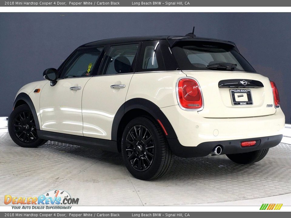 2018 Mini Hardtop Cooper 4 Door Pepper White / Carbon Black Photo #10