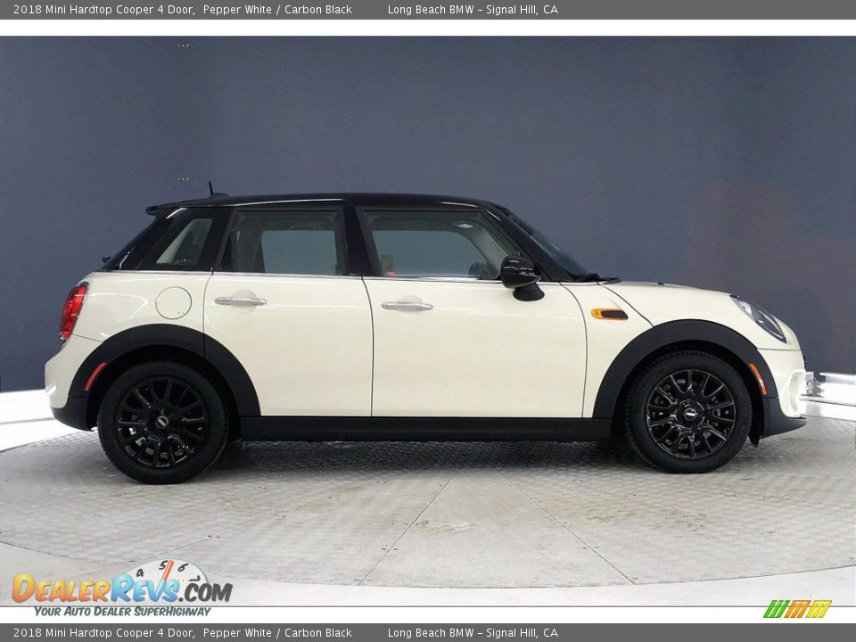 2018 Mini Hardtop Cooper 4 Door Pepper White / Carbon Black Photo #14