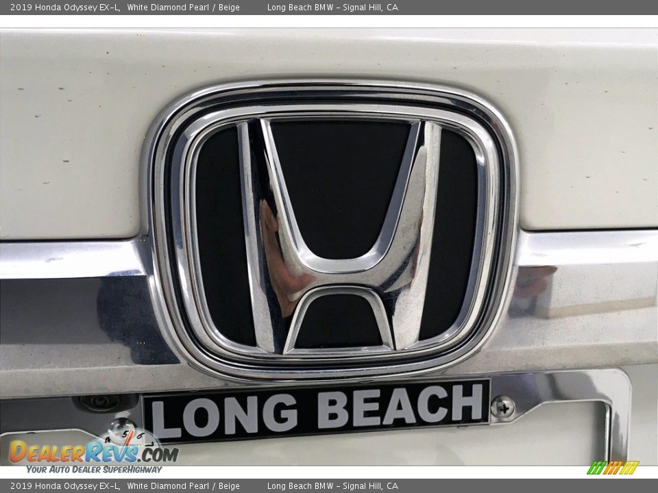 2019 Honda Odyssey EX-L White Diamond Pearl / Beige Photo #34