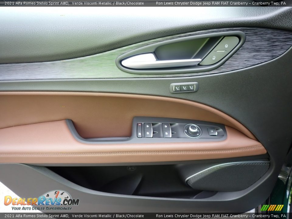 Door Panel of 2021 Alfa Romeo Stelvio Sprint AWD Photo #15