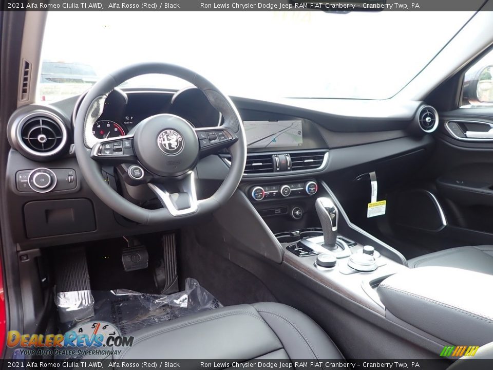 Black Interior - 2021 Alfa Romeo Giulia TI AWD Photo #14