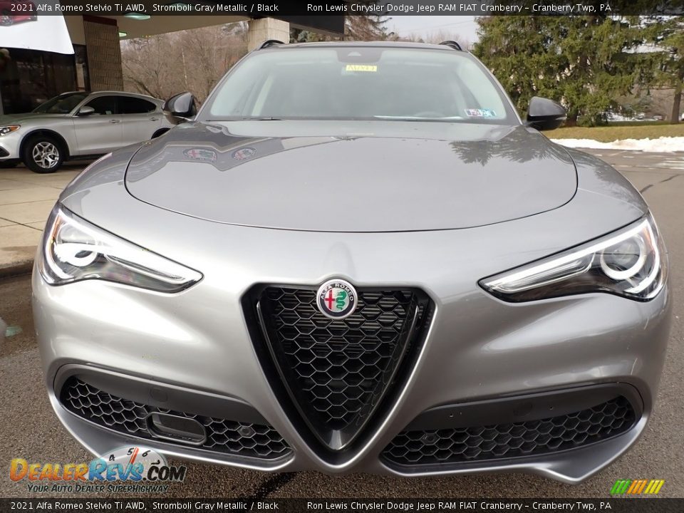 2021 Alfa Romeo Stelvio Ti AWD Stromboli Gray Metallic / Black Photo #2