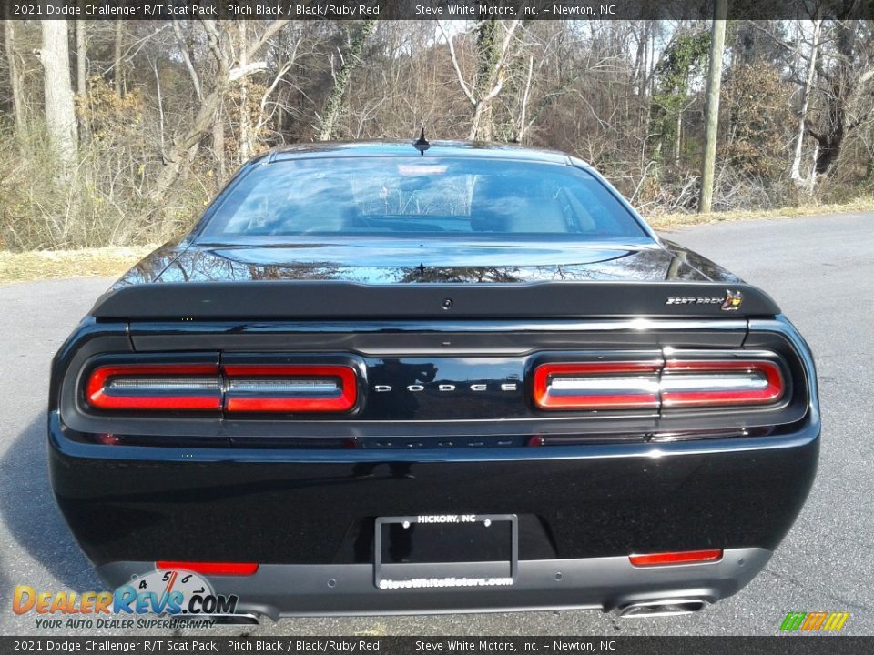 2021 Dodge Challenger R/T Scat Pack Pitch Black / Black/Ruby Red Photo #7