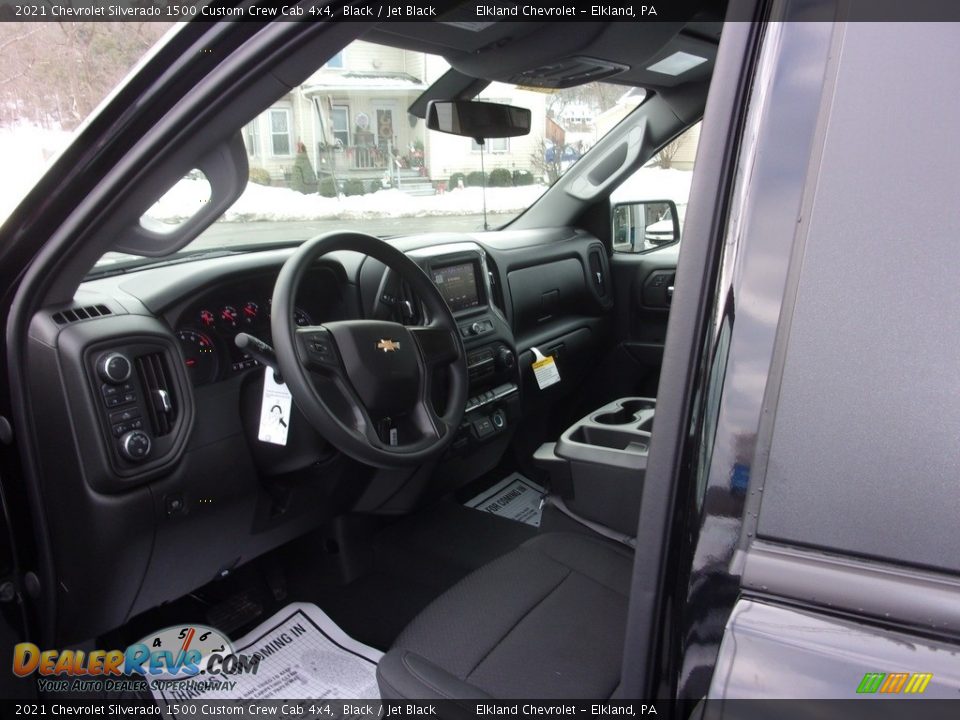 2021 Chevrolet Silverado 1500 Custom Crew Cab 4x4 Black / Jet Black Photo #13