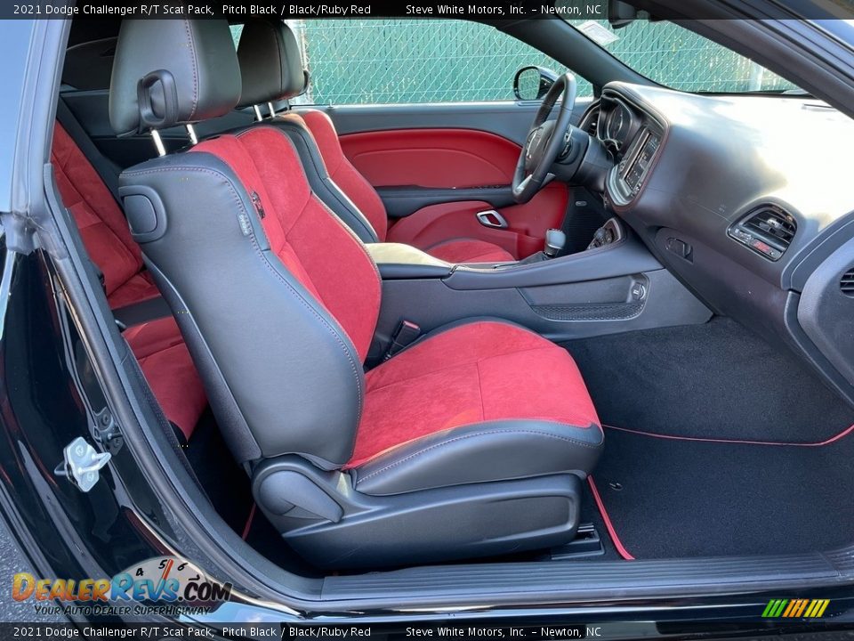 Front Seat of 2021 Dodge Challenger R/T Scat Pack Photo #15