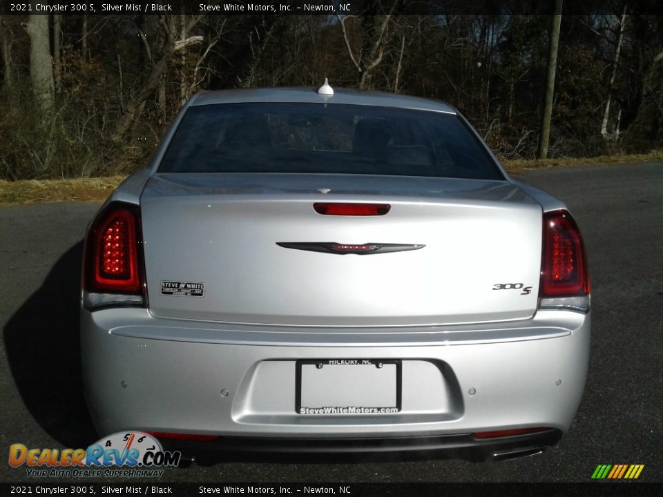 2021 Chrysler 300 S Silver Mist / Black Photo #7