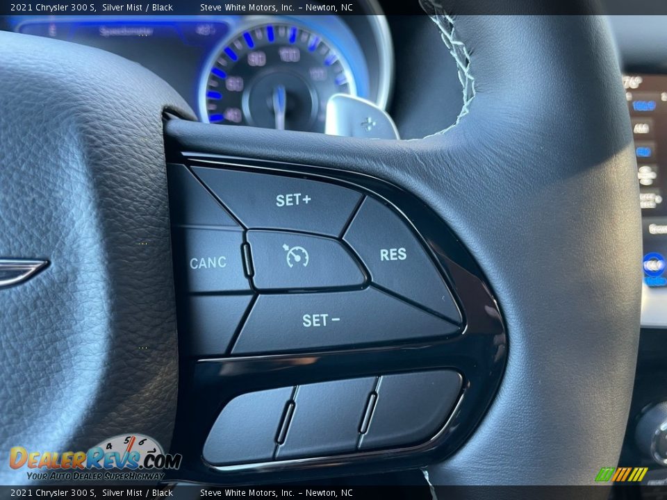 2021 Chrysler 300 S Steering Wheel Photo #19