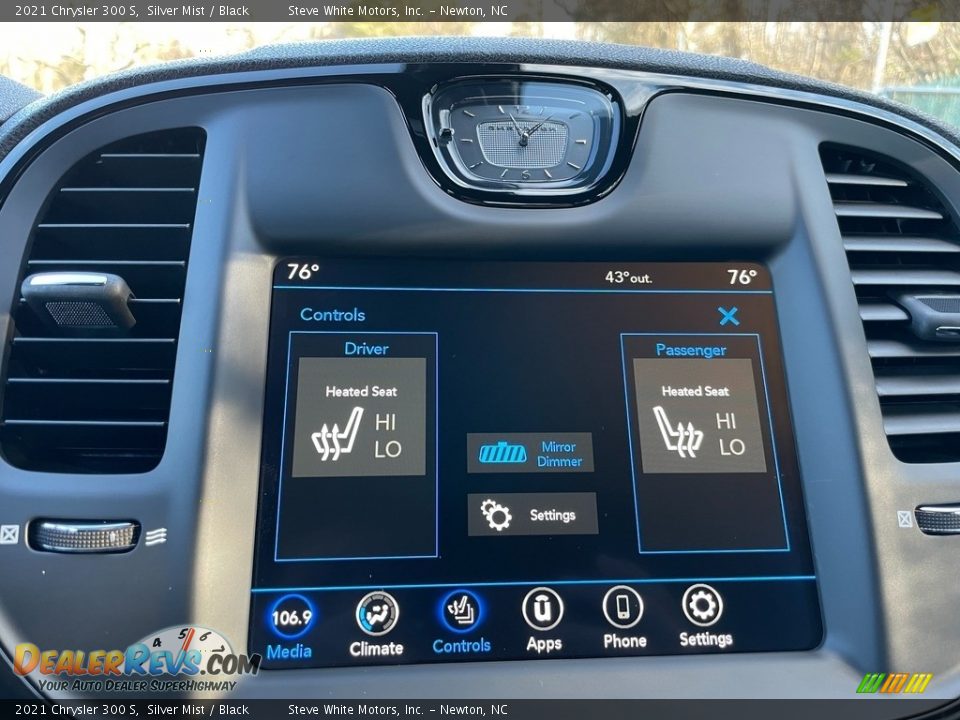 Controls of 2021 Chrysler 300 S Photo #22