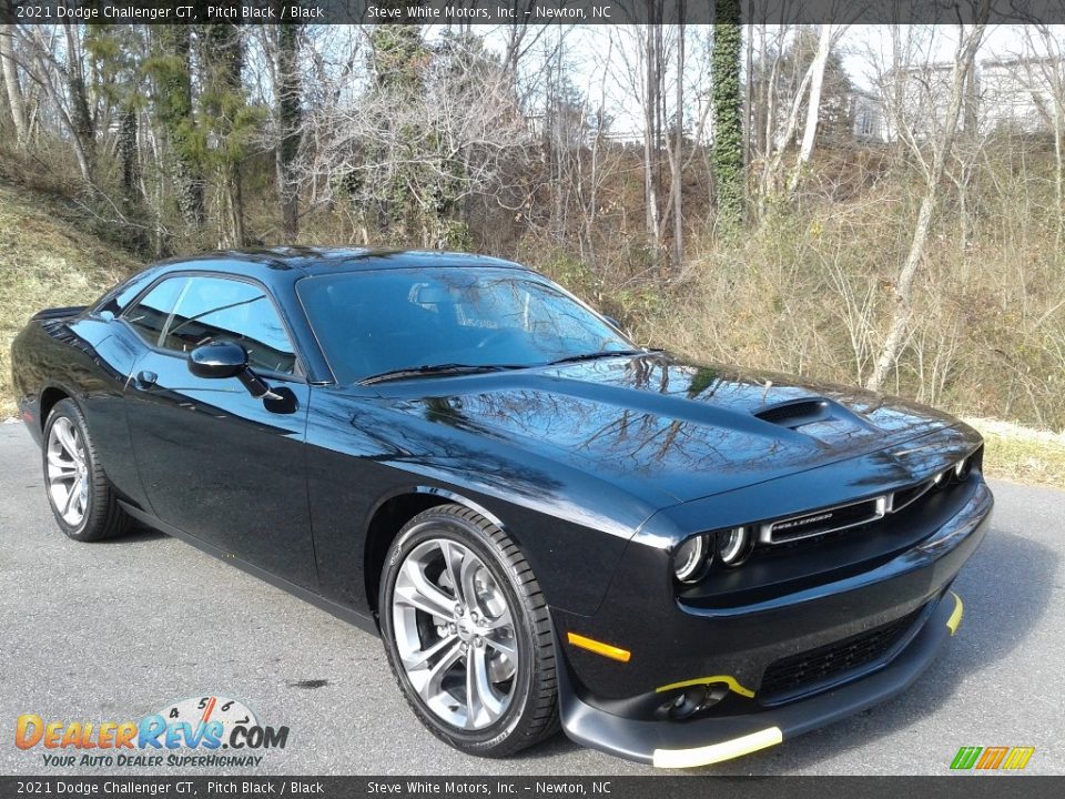 Pitch Black 2021 Dodge Challenger GT Photo #4