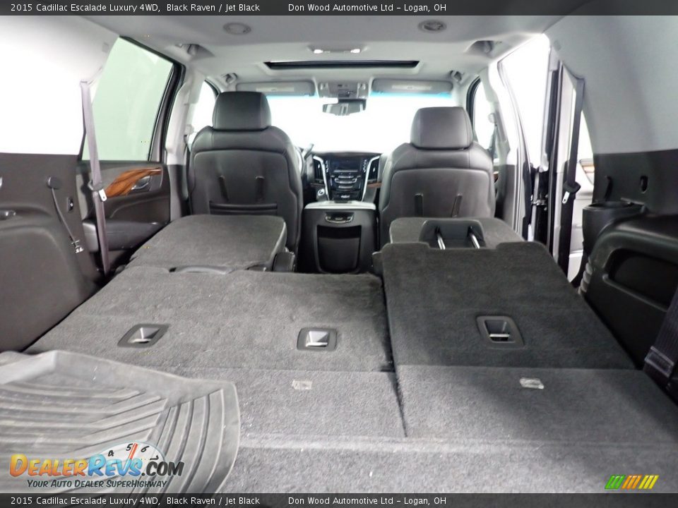 2015 Cadillac Escalade Luxury 4WD Black Raven / Jet Black Photo #17