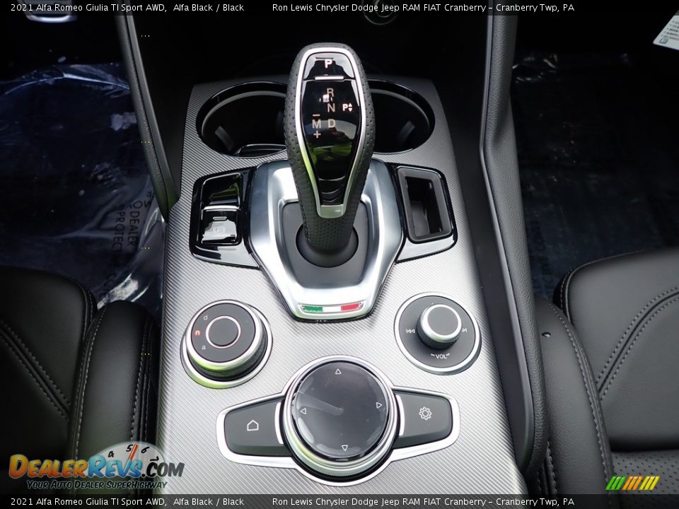 2021 Alfa Romeo Giulia TI Sport AWD Shifter Photo #20