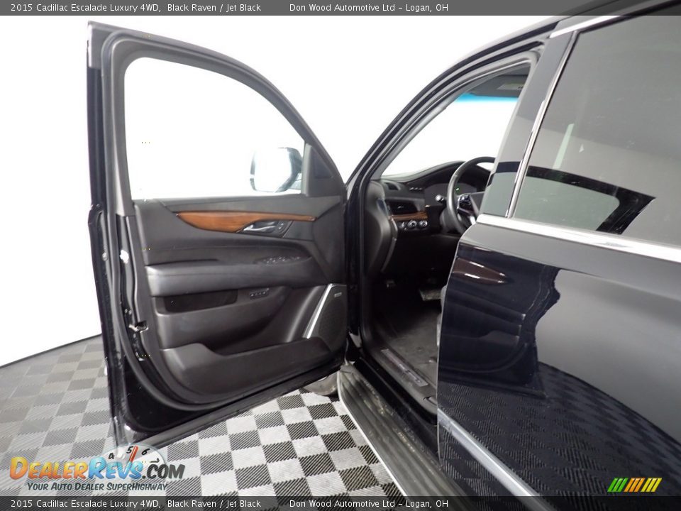 2015 Cadillac Escalade Luxury 4WD Black Raven / Jet Black Photo #34