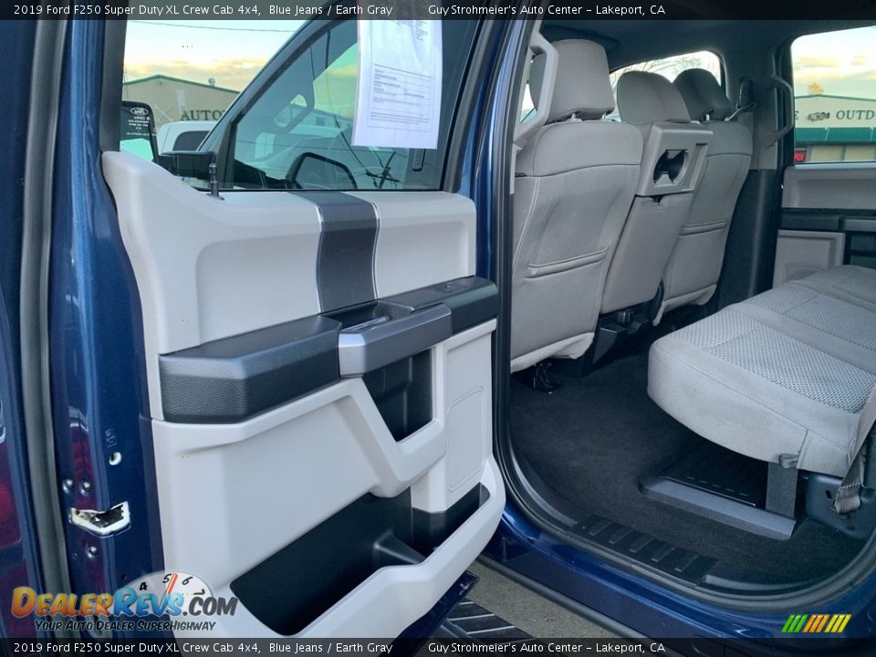2019 Ford F250 Super Duty XL Crew Cab 4x4 Blue Jeans / Earth Gray Photo #12