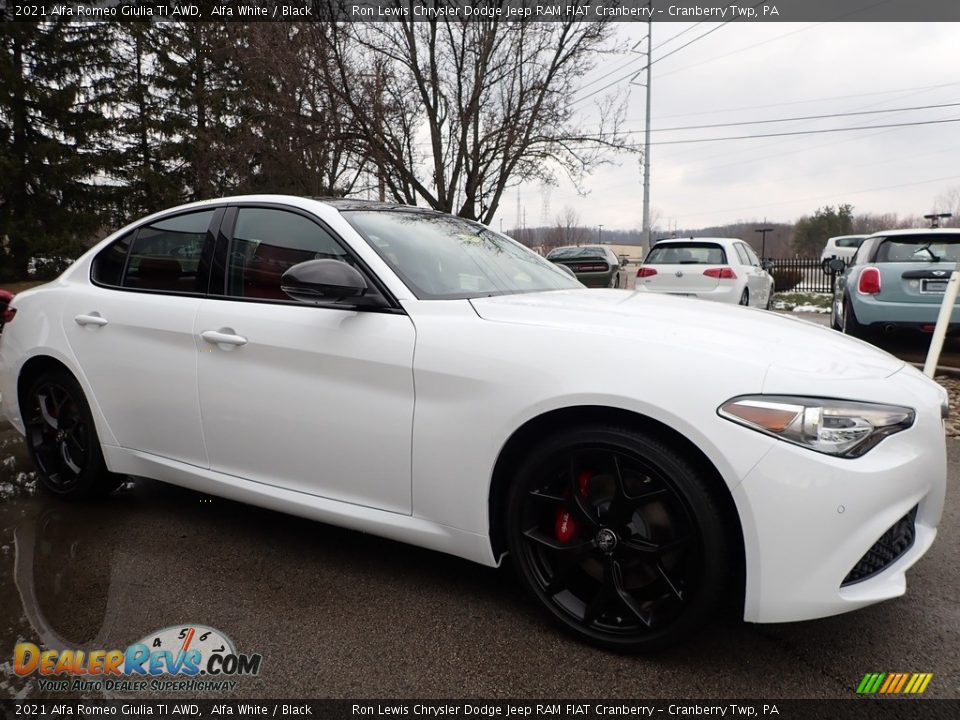 2021 Alfa Romeo Giulia TI AWD Alfa White / Black Photo #3