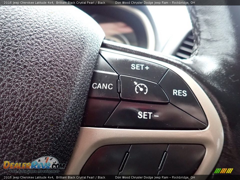 2016 Jeep Cherokee Latitude 4x4 Brilliant Black Crystal Pearl / Black Photo #28