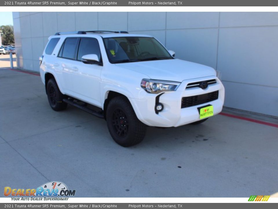 2021 Toyota 4Runner SR5 Premium Super White / Black/Graphite Photo #2