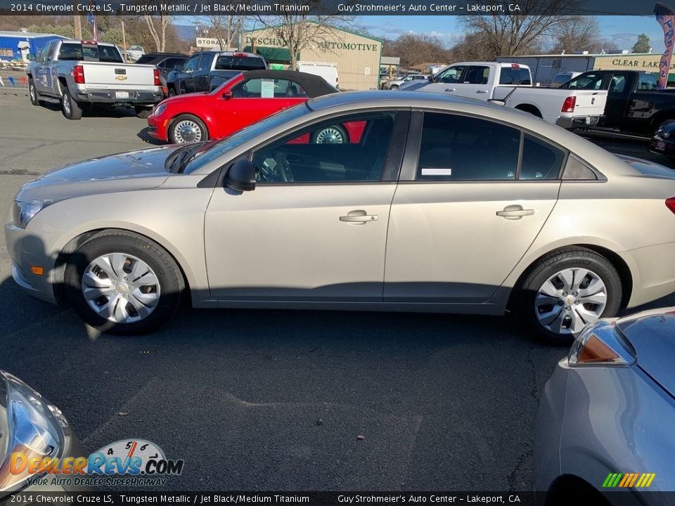 2014 Chevrolet Cruze LS Tungsten Metallic / Jet Black/Medium Titanium Photo #6