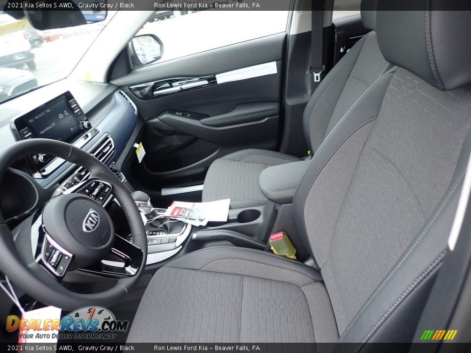 Front Seat of 2021 Kia Seltos S AWD Photo #13