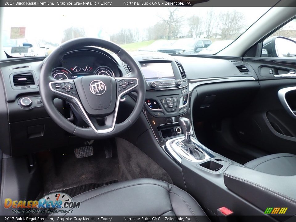 Ebony Interior - 2017 Buick Regal Premium Photo #17