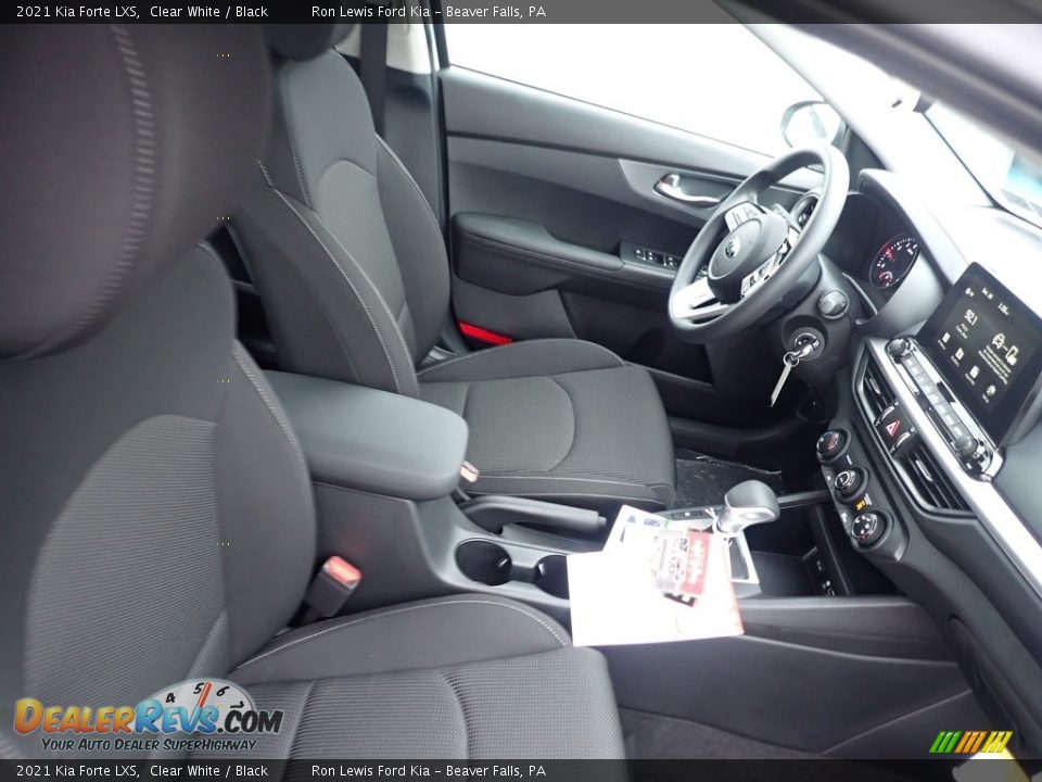 2021 Kia Forte LXS Clear White / Black Photo #10