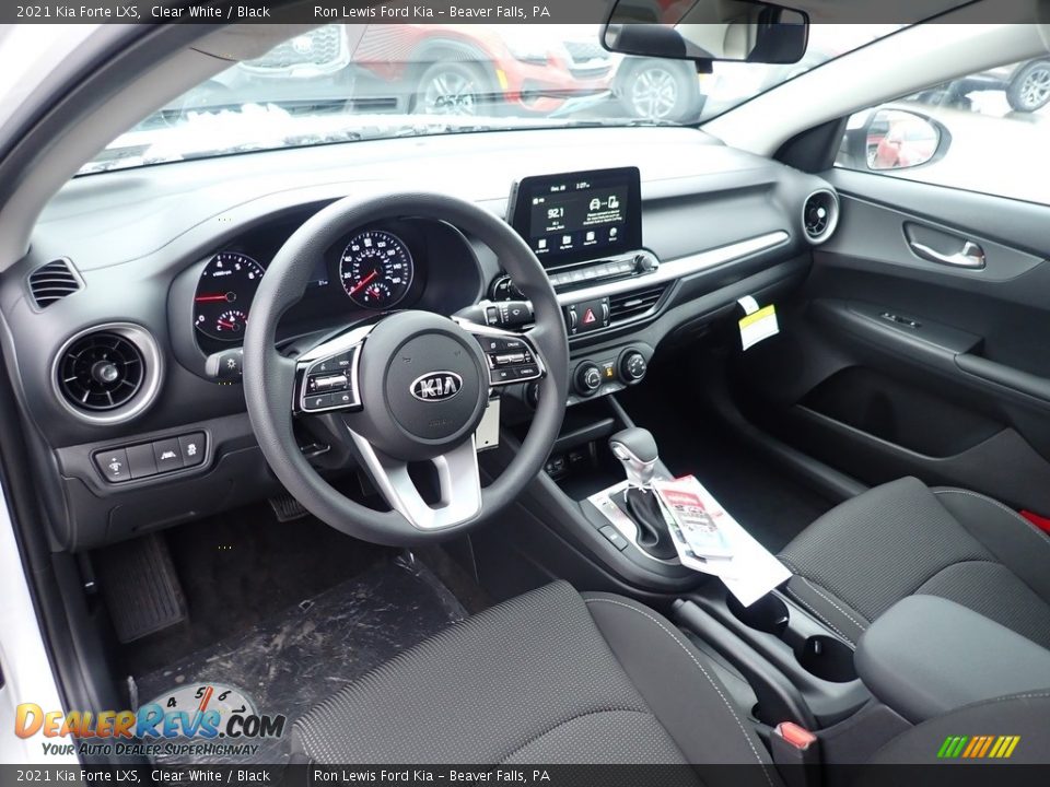 2021 Kia Forte LXS Clear White / Black Photo #12