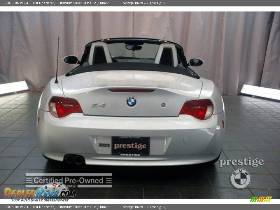 2006 BMW Z4 3.0si Roadster Titanium Silver Metallic / Black Photo #2