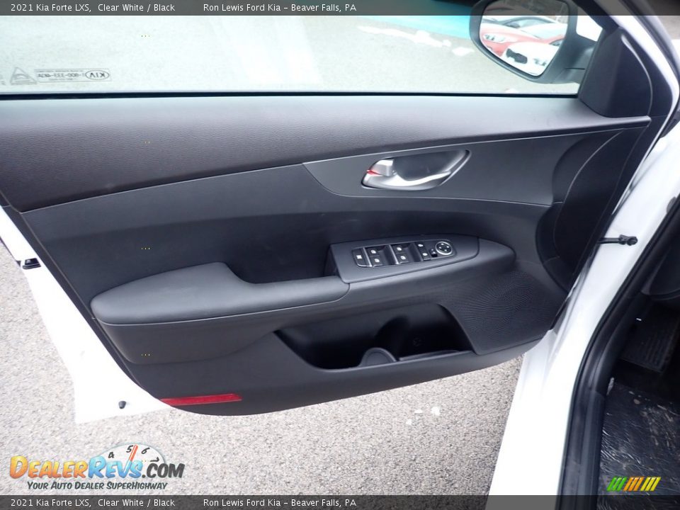 2021 Kia Forte LXS Clear White / Black Photo #13