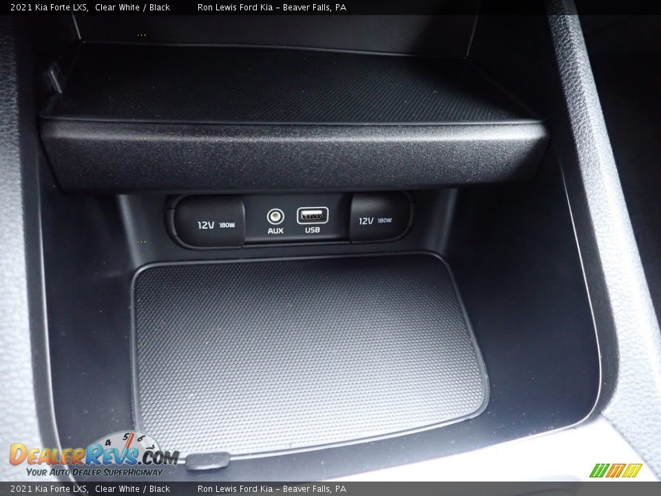 2021 Kia Forte LXS Clear White / Black Photo #18