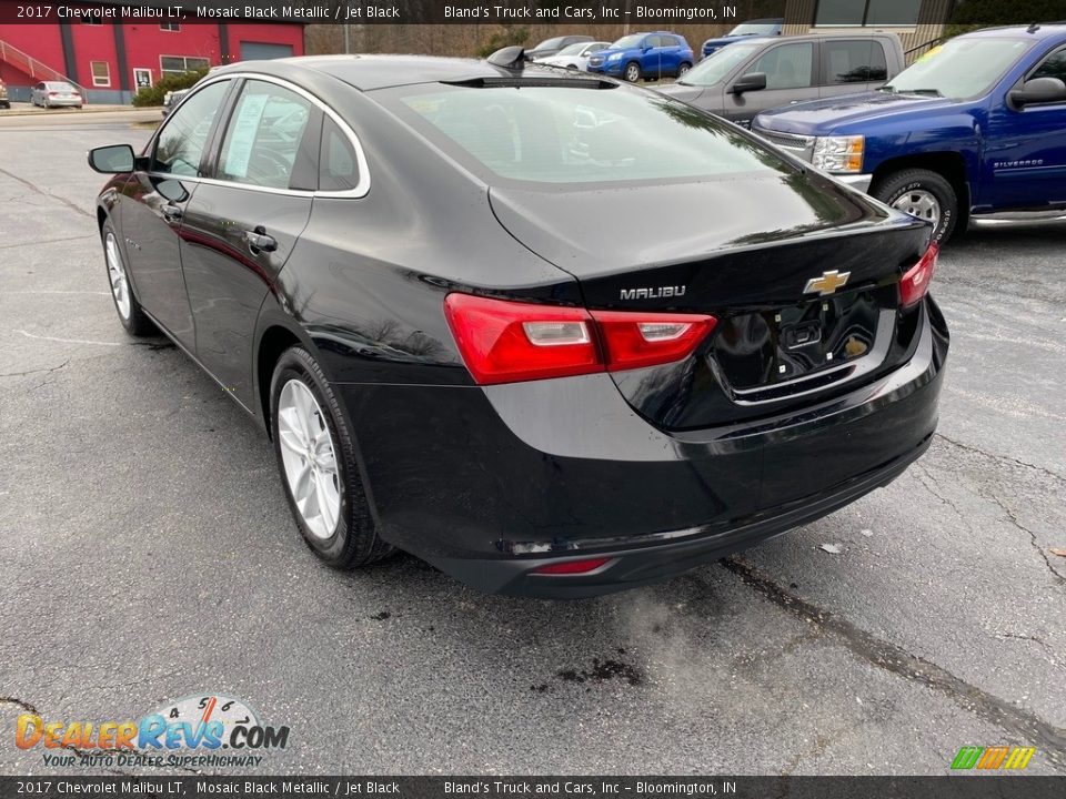 2017 Chevrolet Malibu LT Mosaic Black Metallic / Jet Black Photo #8