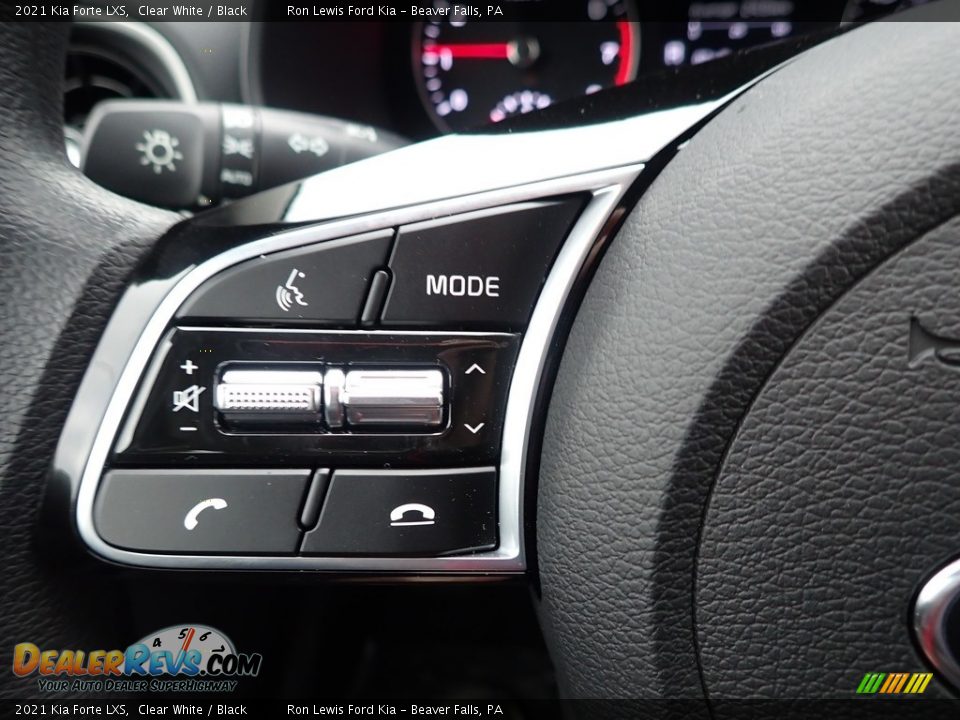 2021 Kia Forte LXS Clear White / Black Photo #20