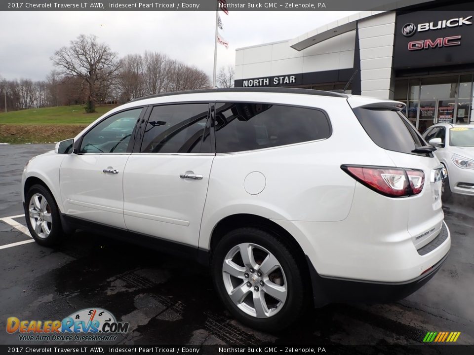 2017 Chevrolet Traverse LT AWD Iridescent Pearl Tricoat / Ebony Photo #12