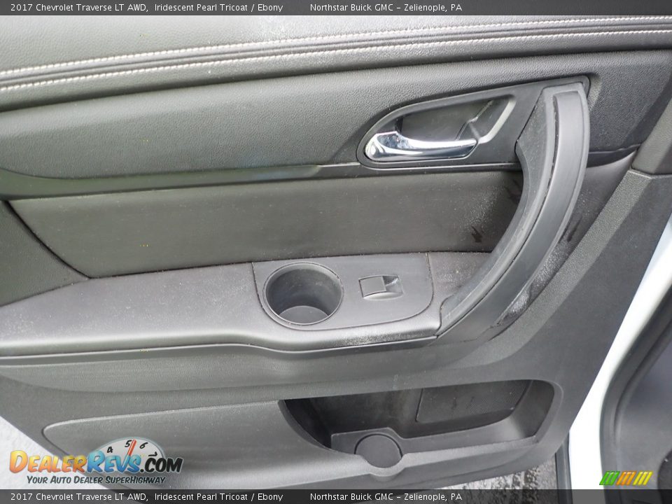 2017 Chevrolet Traverse LT AWD Iridescent Pearl Tricoat / Ebony Photo #20