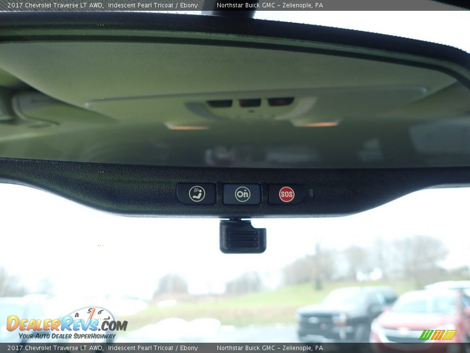 2017 Chevrolet Traverse LT AWD Iridescent Pearl Tricoat / Ebony Photo #23