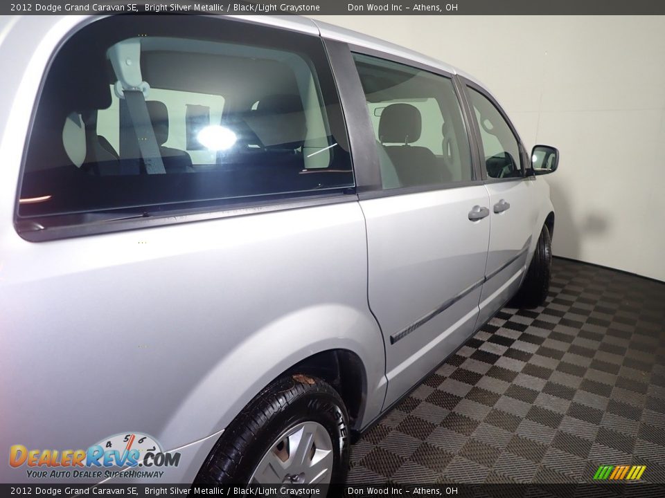 2012 Dodge Grand Caravan SE Bright Silver Metallic / Black/Light Graystone Photo #18