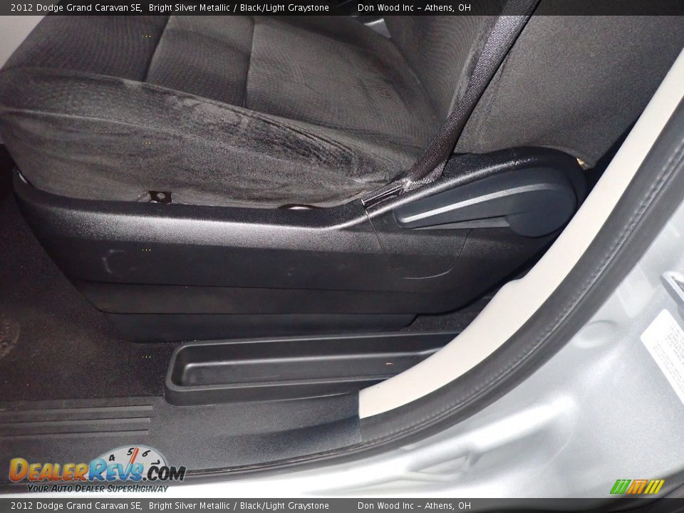2012 Dodge Grand Caravan SE Bright Silver Metallic / Black/Light Graystone Photo #22